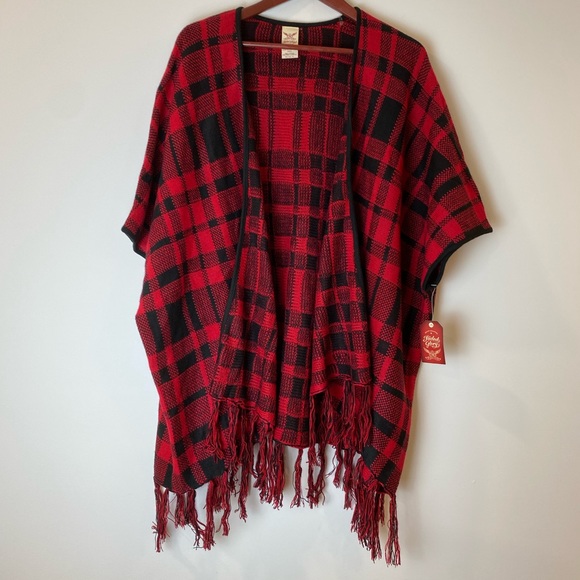 NWT Faded Glory Red and Black Buffalo Plaid Open Poncho Sweater - Picture 4 of 12